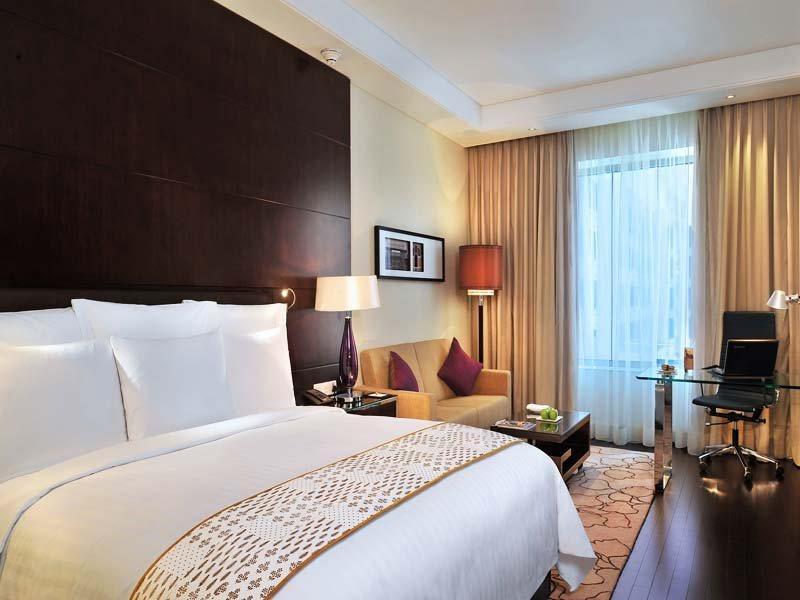 Jaipur Marriott Hotel Екстериор снимка A room at the Taj Bengal